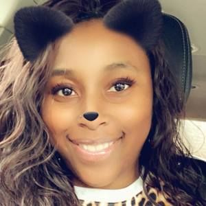 Meet your Posher, Diondra